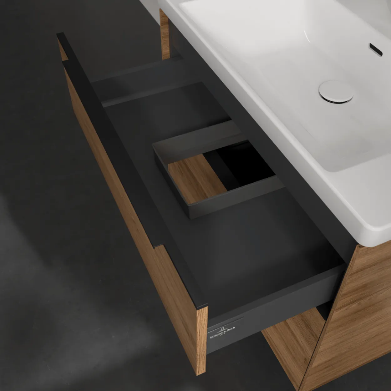 V&b subway 3.0 servantskap 77x57 kansas oak håndtak i volcano black