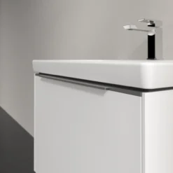 V&b subway 3.0 servantskap 66x42 pure white m/lys håndtak i krom