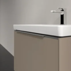 V&b subway 3.0 servantskap 66x42 taupe håndtak i krom
