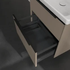 V&b subway 3.0 servantskap 62x57 taupe håndtak i volcano black