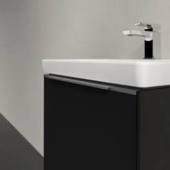V&b subway 3.0 servantskap 47x42 volcano black m/lys håndtak i krom