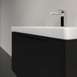 V&b subway 3.0 servantskap 77x42 volcano black m/lys håndtak i møbelets farge