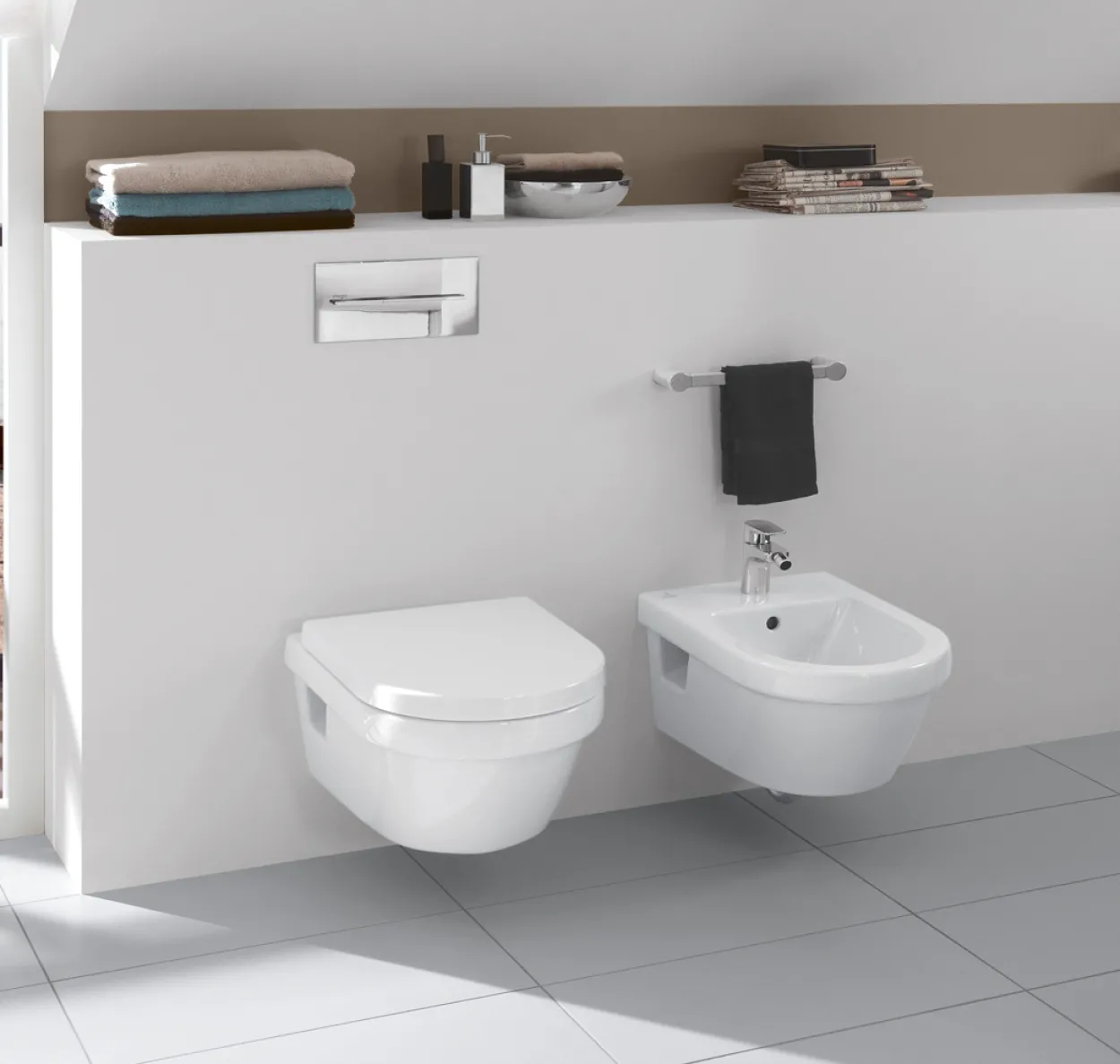Villeroy & boch architectura oval veggskål m/sete & åpen spylekant, hvit alpin